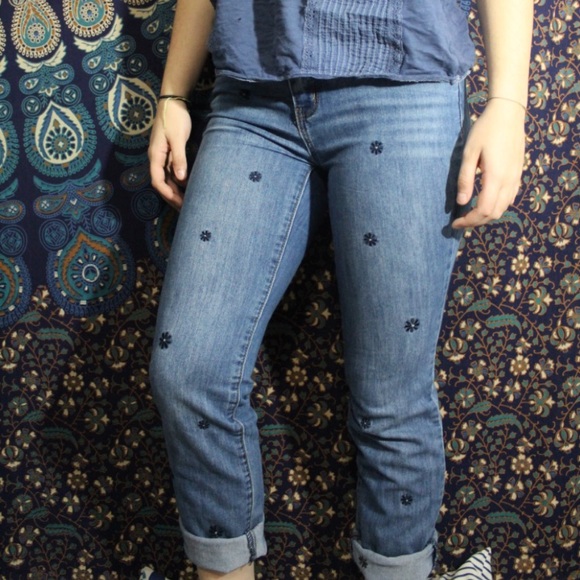 Flower embroidered jeans - Picture 3 of 3